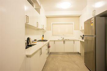 Aparthotel Amaaze Airport Apartments Sydney